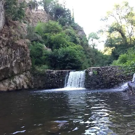 Nichoir Des Gorges * Montolieu